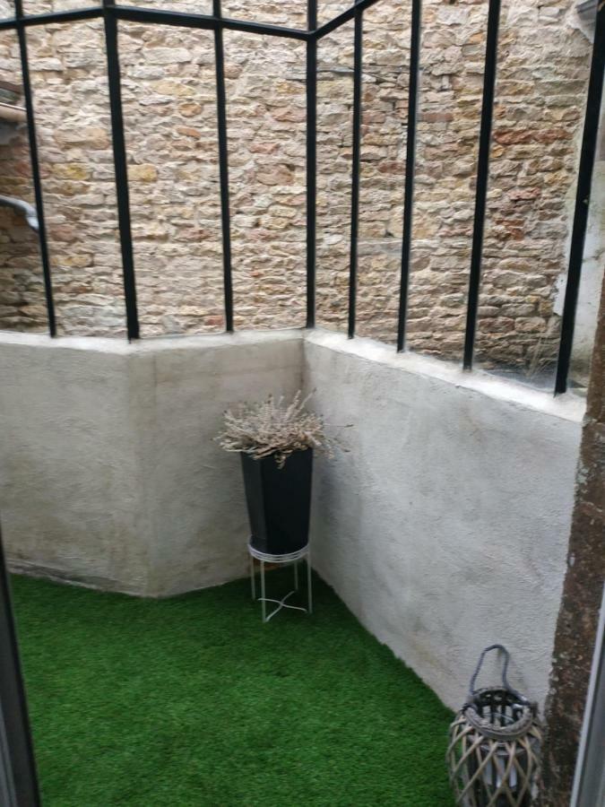 Gite De La Madeleine 80 M2 تورنو المظهر الخارجي الصورة